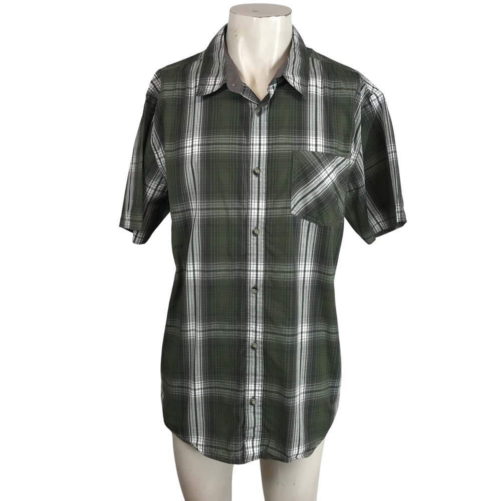 Legendary‎ Whitetails Men's Plaid Short Sleeve Button Up Shirt Green LG